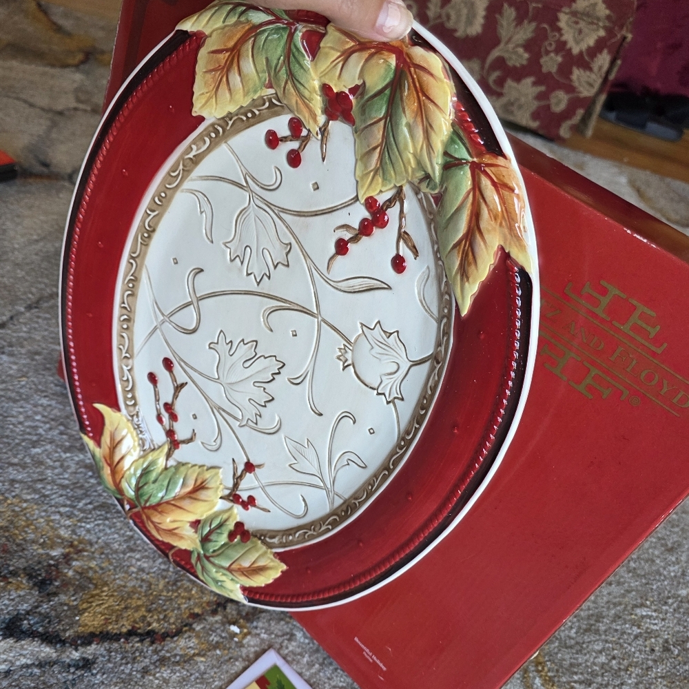 2012 Fitz and Floyd Bone China Leaf  Rim Holly Berry Large Oval Platter  Accents